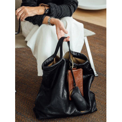 黑色真皮大容量托特包包女式2026新款輕奢小衆高級感手提通勤大包