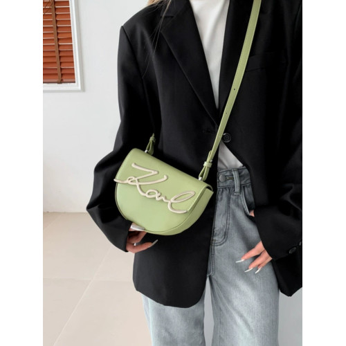 2025早春新款韓版時尚字母單肩腋下包小衆設計半圓馬鞍包斜後後背包女