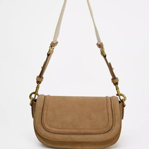 ZR家2025夏季新品女包深棕色馬鞍包繙蓋單肩包休閒時尚絨面斜後後背包