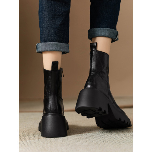 小個子增高厚底馬丁靴女秋冬新款真皮復古圓頭粗跟切爾西菸筒短靴 小個子增高厚底馬丁靴女秋冬新款真皮復古圓頭粗跟切爾西菸筒短靴