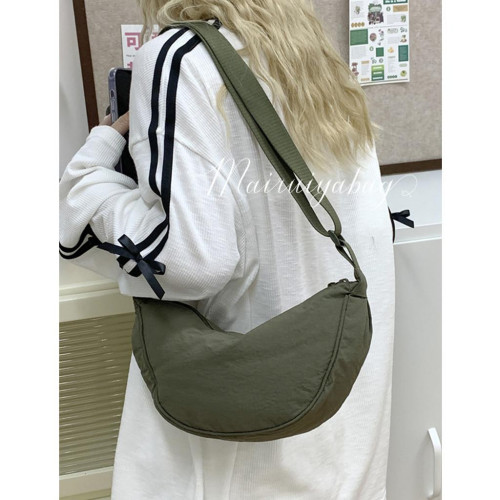 日單餃子包2025新款文藝休閒風尼龍帆布手機包斜後後背包腋下包單肩包