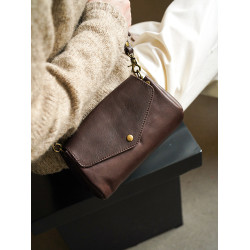 轉山植鞣頭層牛皮手工包新款信封包真皮風琴包斜背復古小方包氣質