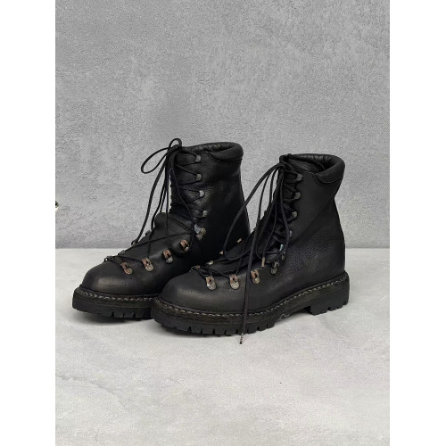 黑色金屬釦前系帶短筒靴男女同款圓頭厚底休閒登山靴做舊馬丁靴子