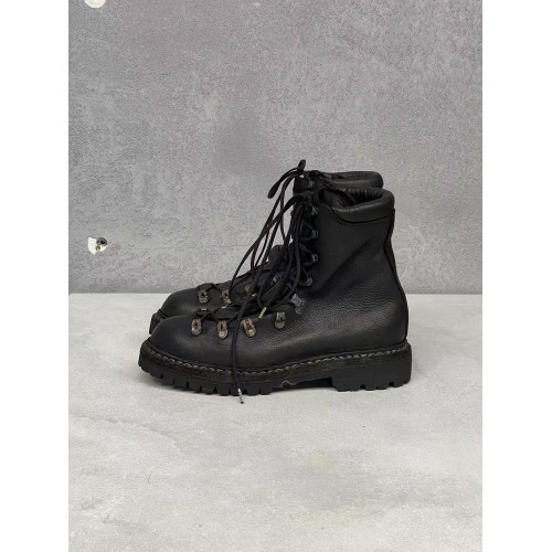 黑色金屬釦前系帶短筒靴男女同款圓頭厚底休閒登山靴做舊馬丁靴子