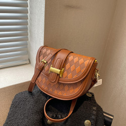 高級感包包女2025新款小衆撞色單肩斜後後背包時尚百搭半圓馬鞍包迷你