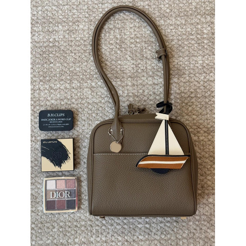 真皮托特包包女式2025新款輕奢小衆高級感單肩腋下保齡球波士頓包