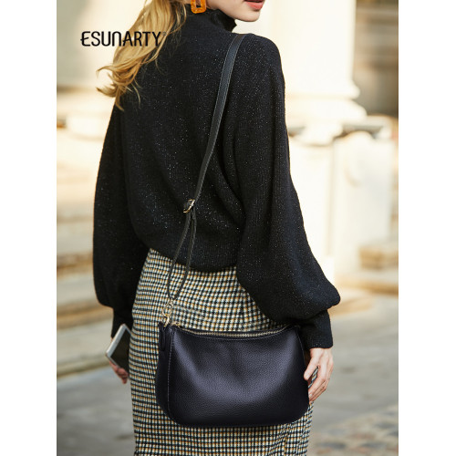 真皮小包包女2026新款軟皮斜後後背包女包簡約百搭腋下頭層牛皮馬鞍包 真皮小包包女2026新款軟皮斜後後背包女包簡約百搭腋下頭層牛皮馬鞍包