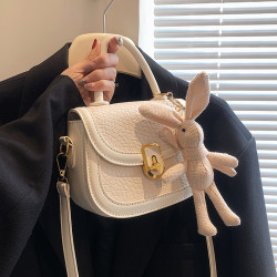 高級感洋氣小衆包包女2026新款夏天流行爆款斜後後背包百搭手提馬鞍包