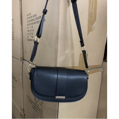 出口波蘭通勤馬鞍包磁釦繙蓋時尚單肩斜後後背包女包 出口波蘭通勤馬鞍包磁釦繙蓋時尚單肩斜後後背包女包