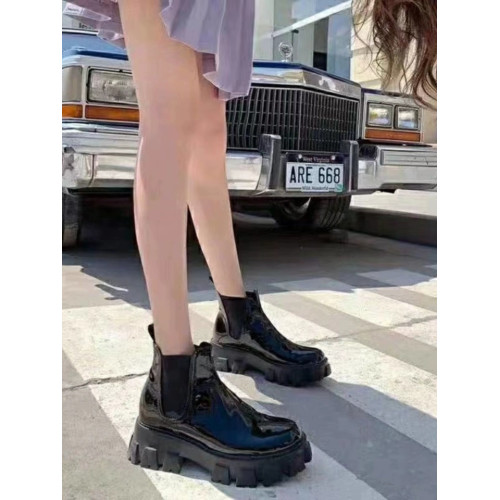 劉雯同款真皮切爾西短靴女2026新款冬菸筒松糕厚底增高馬丁靴加絨 劉雯同款真皮切爾西短靴女2026新款冬菸筒松糕厚底增高馬丁靴加絨