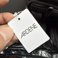 吊牌價折合RMB近200！出口！多功能男女休閒百搭胸包斜後後背包