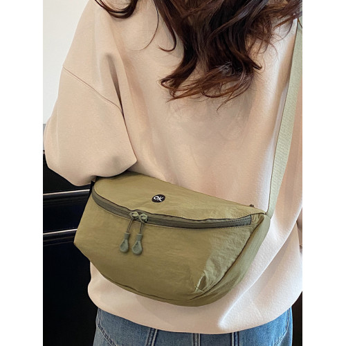 大容量牛津布包包女春夏百搭2025新款小衆設計單肩斜背胸包餃子包 大容量牛津布包包女春夏百搭2025新款小衆設計單肩斜背胸包餃子包