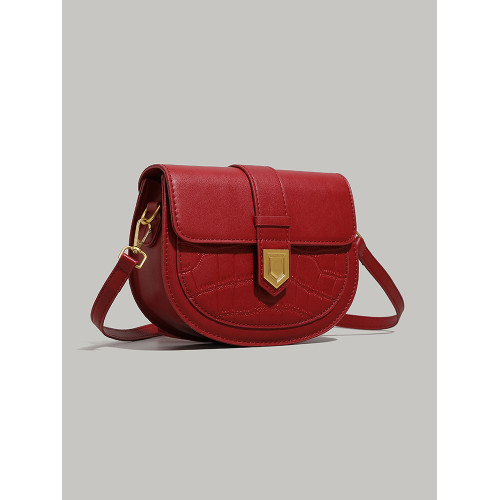 UR鱷魚紋質感馬鞍包女2025新款高級感新娘婚包時尚百搭單肩斜後後背包