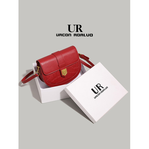 UR鱷魚紋質感馬鞍包女2025新款高級感新娘婚包時尚百搭單肩斜後後背包