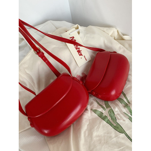 紅色包包女2025新款夏復古馬鞍包小衆設計簡約手機包單肩斜背小包