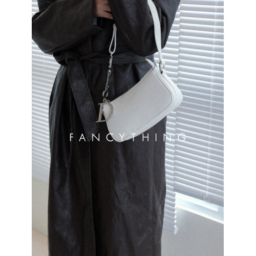 Fancything 巴黎法式vintage復古D釦女單肩包法棍包腋下包