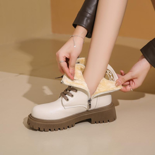 加絨厚底馬丁靴女2026秋冬新款防滑保暖雪地棉靴大碼英倫風短靴子 加絨厚底馬丁靴女2026秋冬新款防滑保暖雪地棉靴大碼英倫風短靴子