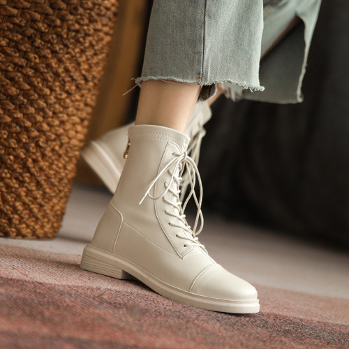 真皮馬丁靴女2025新款春秋單靴瘦瘦靴英倫風41-43大碼平底短靴女