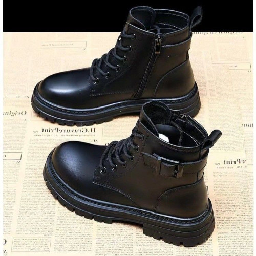 品牌特價2025秋冬新款馬丁靴女網紅爆款加絨平底顯瘦短靴小個子鞋