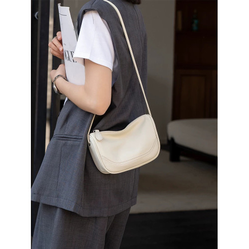 商場同款真皮單肩斜背小包女2026新時尚頭層植鞣牛皮手機包馬鞍包 商場同款真皮單肩斜背小包女2026新時尚頭層植鞣牛皮手機包馬鞍包