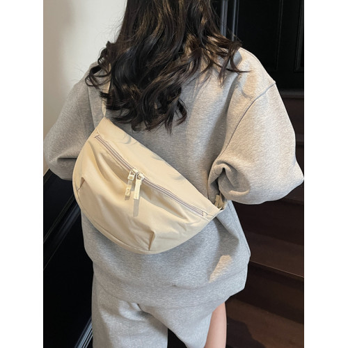 輕便包包女休閒尼龍布防潑水馬鞍包大容量簡約純色單肩斜背小包