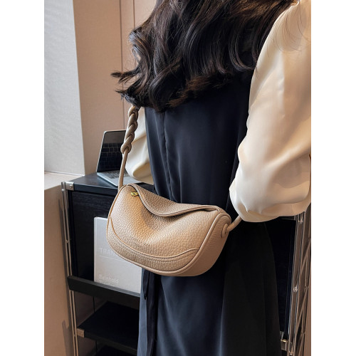 今年流行包包女新款2026夏季高級感小衆馬鞍包時尚百搭單肩斜後後背包