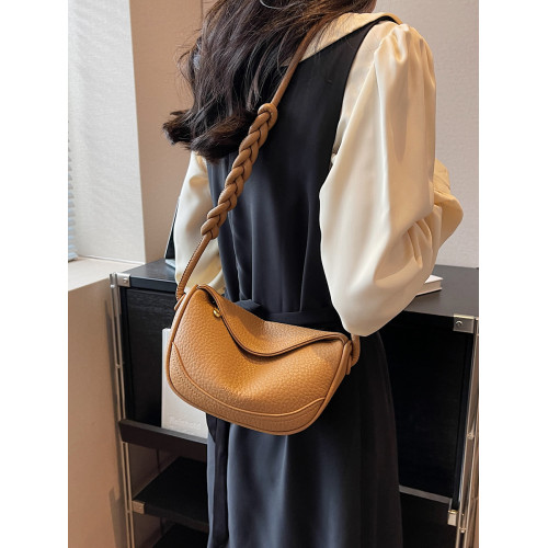 今年流行包包女新款2026夏季高級感小衆馬鞍包時尚百搭單肩斜後後背包