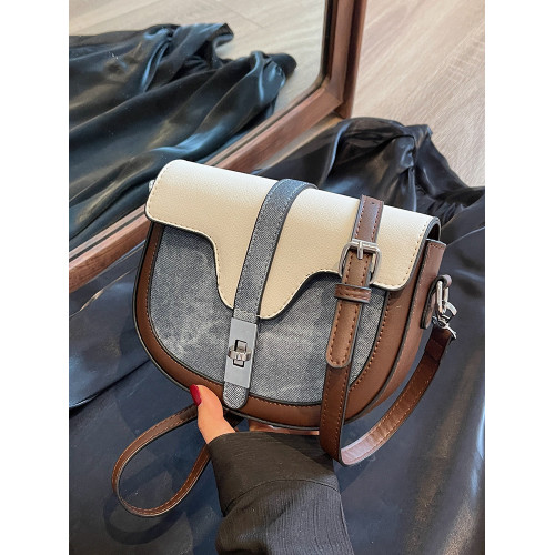 法式小衆包包女2026新款高級感洋氣單肩斜後後背包網紅爆款超火馬鞍包