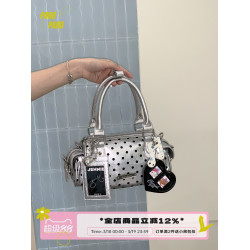 ParoParo波卡爾圓點！手提韓系ins銀色油蠟皮波點保齡球包斜後後背包