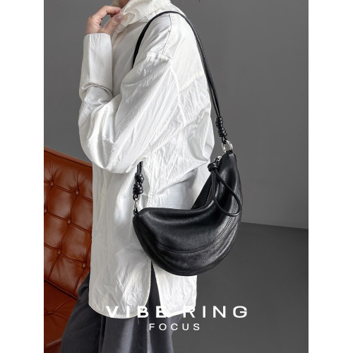 Vibe Ring/愛不釋手慵懶風軟糯休閒牛角包高級感羊皮單肩包