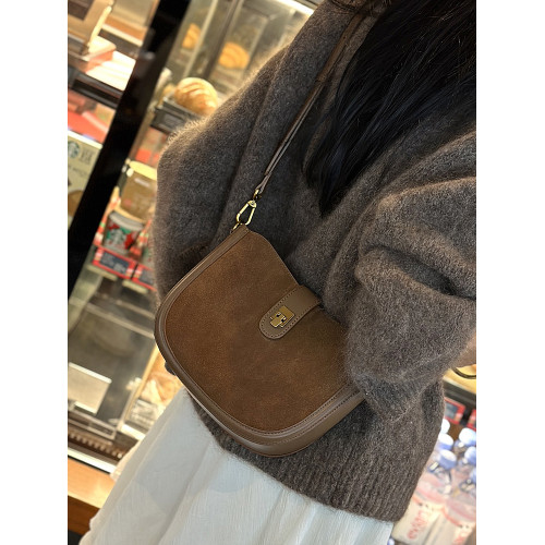 牛皮包包女式2026春夏新款斜後後背包高級感真皮女包通勤單肩馬鞍包潮