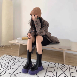 大碼菸筒靴女41-42中筒切爾西靴mona同款真皮厚底紫色馬丁靴