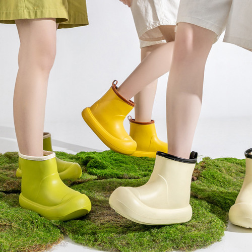 雨鞋女款成人柔軟日系時尚防滑防水鞋外穿輕便耐磨雨靴可愛的雨靴