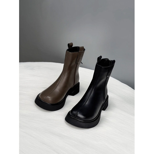 真皮歐洲站厚底馬丁靴女款2026新款春秋季英倫風網紅爆款顯瘦短靴