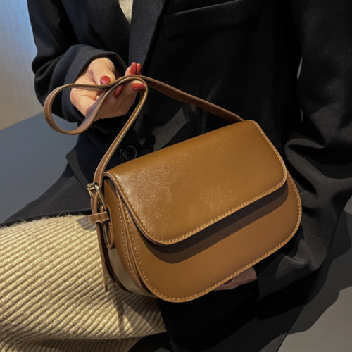 今年流行小包包女包2024新款潮時尚百搭簡約小衆單肩腋下包斜後後背包 今年流行小包包女包2024新款潮時尚百搭簡約小衆單肩腋下包斜後後背包