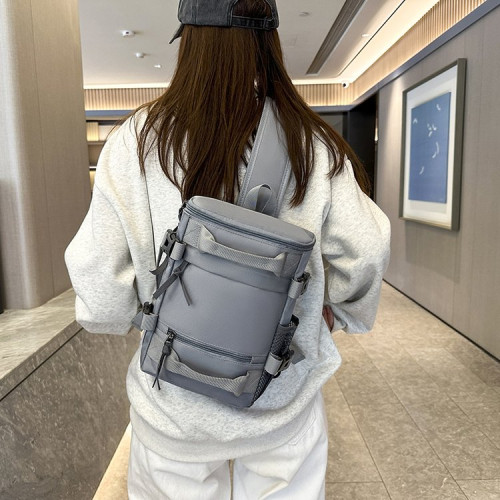 2025冬季新款胸包尼龍布均碼2024年秋季 2025冬季新款胸包尼龍布均碼2024年秋季