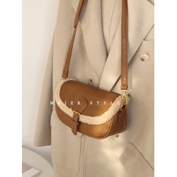 韓國ins羊羔毛拼接馬鞍包復古單肩斜背小包包毛絨包毛毛包2023新