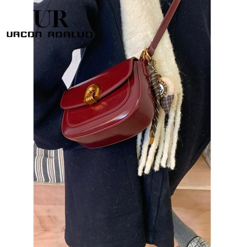 UR復古小衆腋下包女2025新款潮時尚韓國馬鞍包簡約百搭單肩斜後後背包