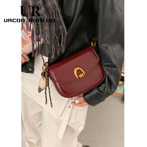 UR復古小衆腋下包女2025新款潮時尚韓國馬鞍包簡約百搭單肩斜後後背包