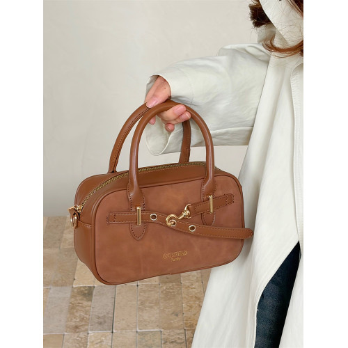 加菲貓家族聯名時尚秋冬新款日常外出復古小衆設計簡約通勤斜後後背包