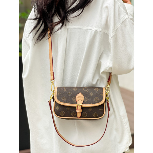 馬鞍包女2025秋冬新款潮高級質感小衆老花腋下單肩包時尚斜背小包