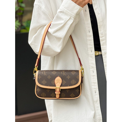 馬鞍包女2025秋冬新款潮高級質感小衆老花腋下單肩包時尚斜背小包