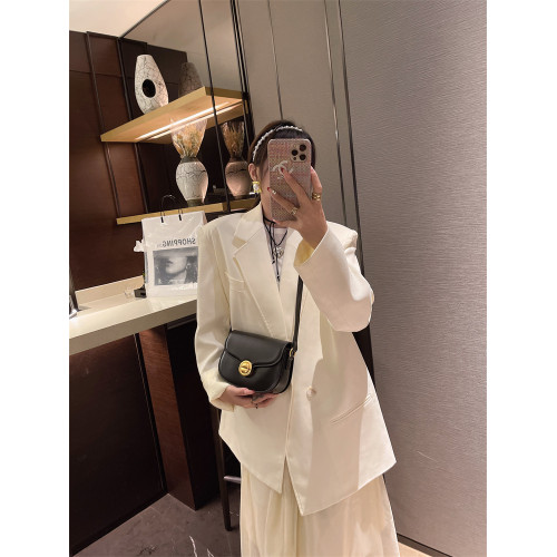 高級感今年流行簡約馬鞍包包女2025新款洋氣時尚單肩斜後後背包腋下包