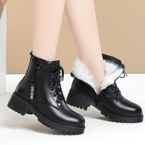 全牛皮真皮短靴女加絨馬丁靴中跟新款冬季羊毛棉鞋惠州英倫風靴子