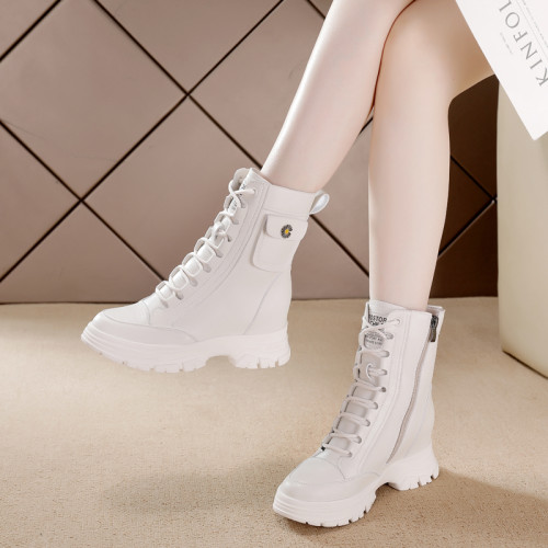 馬丁靴子女2025秋冬新款英倫風真皮爆款顯瘦厚底小個子內增高短靴