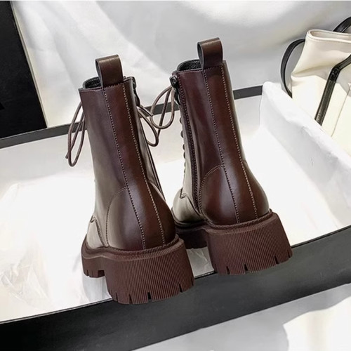 英倫風馬丁靴女款2026新款秋冬單靴厚底復古百搭網紅爆款機車短靴