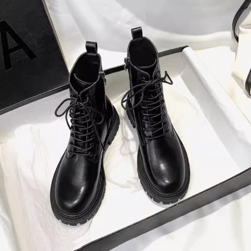 英倫風馬丁靴女款2026新款秋冬單靴厚底復古百搭網紅爆款機車短靴