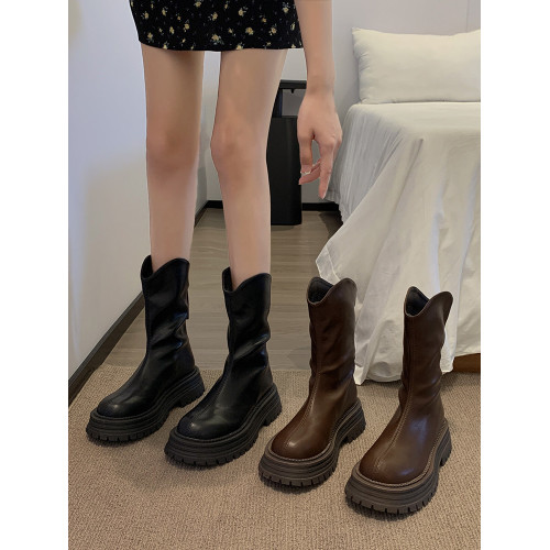 賈不假短靴女款2026新款春季黑色靴子馬丁靴厚底瘦瘦靴爆款中筒靴