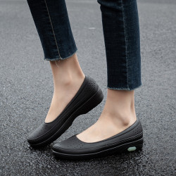 2026新款軟質果凍淺口雨鞋平跟包頭休閒舒適女單鞋防滑塑膠鞋