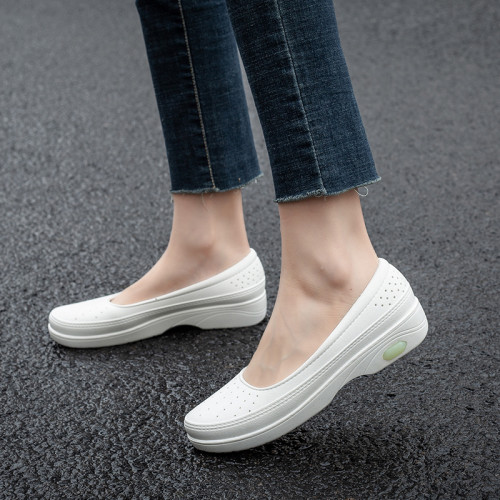 2026新款軟質果凍淺口雨鞋平跟包頭休閒舒適女單鞋防滑塑膠鞋